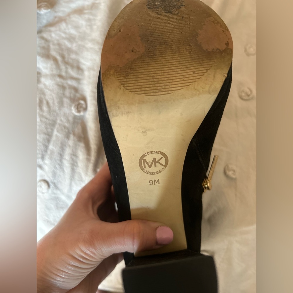 Michael Kors Haven Ankle Boots - Picture 2 of 4